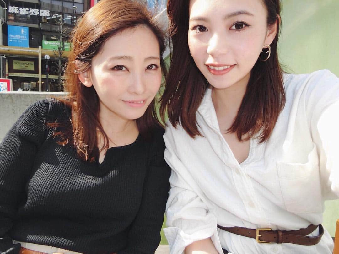 のインスタグラム：「高校生の頃からずっと仲良くしてくれてるこの子とまたもや離ればなれ😢💭 変な人につかまらないでよー😭って親並みにめっちゃ心配された笑 なんだかんだ上京して5年経ったなんて早すぎるなー💭 . #japan #tokyo #girls #selfie #bff #love #friends #happy #time #dayoff #instagood #instapic #l4l  #april #2018」