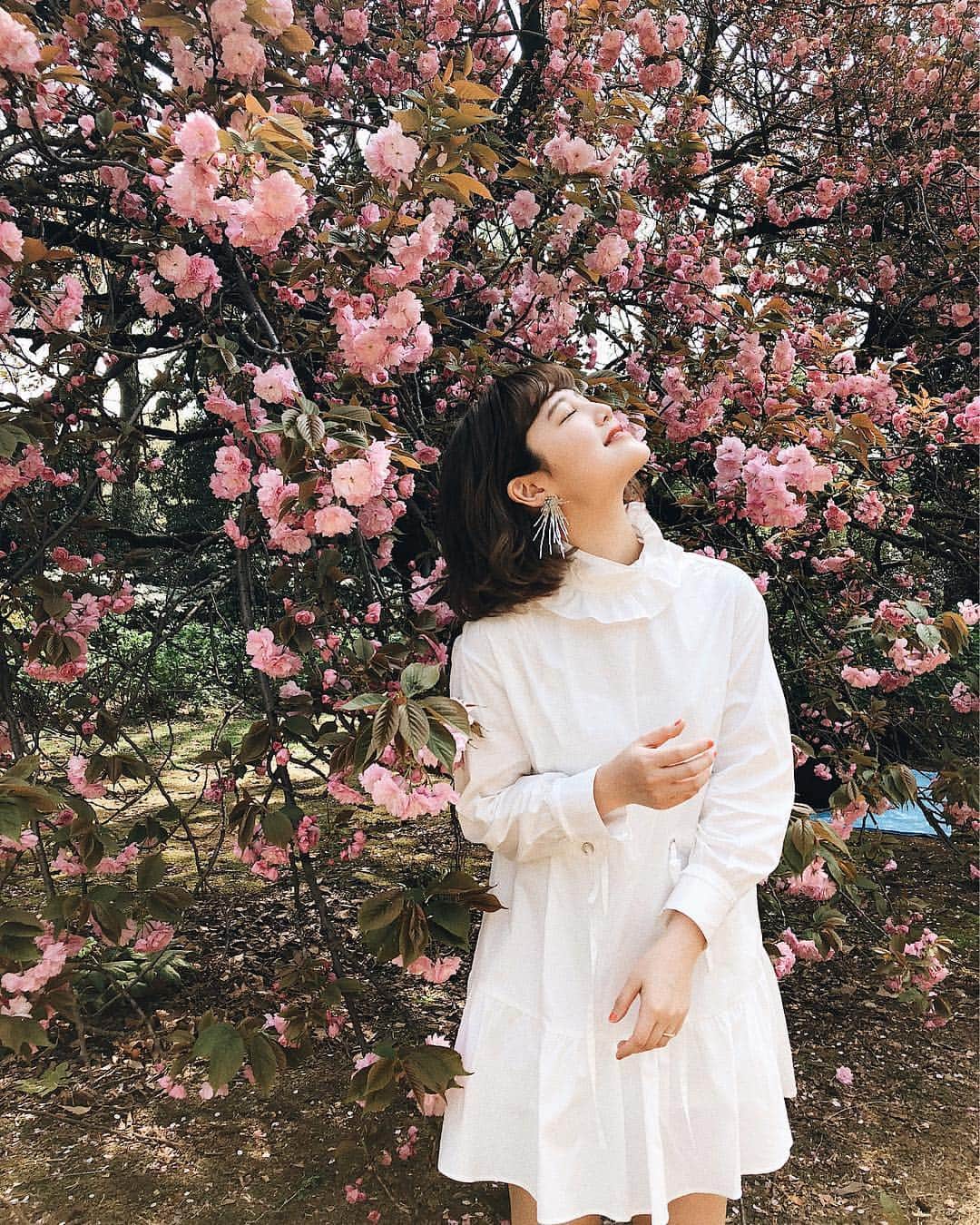 のインスタグラム：「I ❤️ spring 🌸🌸 ワンピース▶︎ @gyf_tokyo . #ootd#gyf_tokyo#ギャフトーキョー#コーデ#私服#ブランド#ボブ」