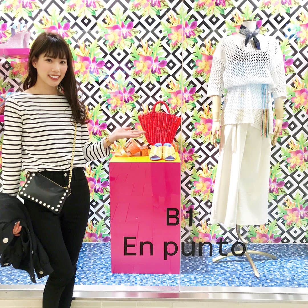 布川桃花さんのインスタグラム写真 - (布川桃花Instagram)「ルミネエスト新宿に3月にNEW OPENした#enpunto 👠 履きやすくてデザインも可愛い靴がたくさん♡♡ やっぱり靴もドット柄が気になる☺️ #エンプント #enpunto_diary」4月7日 14時49分 - momoka_fukawa
