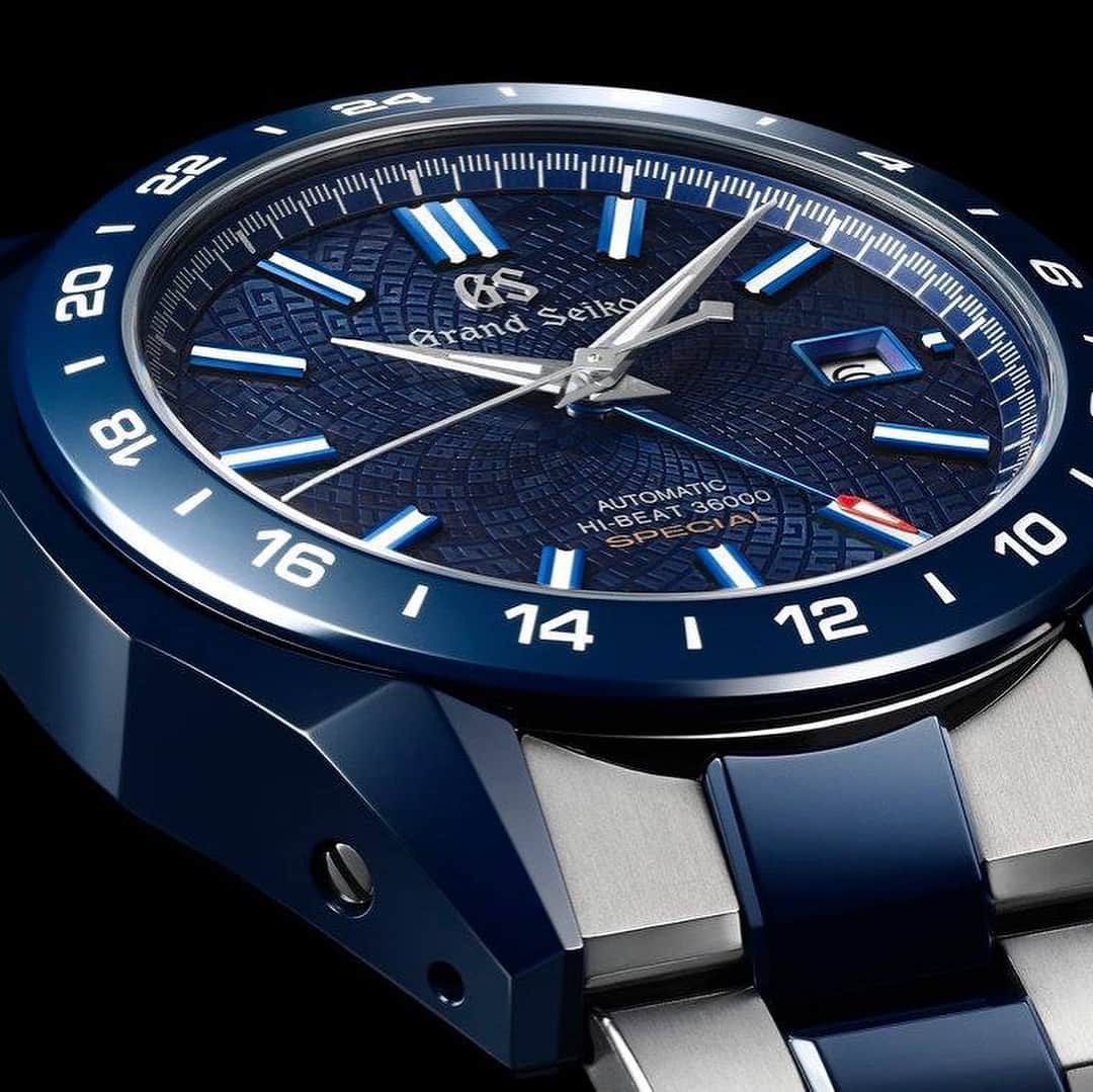Grand Seiko Official instagramさんのインスタグラム写真 - (Grand Seiko Official instagramInstagram)「「<セイコープレミアムブティック 銀座>バーゼルフェア」  セイコープレミアムブティック 銀座では、4月3日(火)から 15日(日)まで「バーゼルフェア」を開催中です。バーゼルワールド2018で発表されたグランドセイコーの新作をいち早くご覧いただけます。  キャリバー9Sの精度を限界まで高めたプラチナ950モデルや、通常よりもさらに精度を追い込んだ18Kイエローゴールドモデルをはじめ、話題のグランドセイコーキャリバー9S 20周年記念限定モデルも展示しております。 ◎万一、お品切れの際にはご容赦ください。  ぜひこの機会にご来店ください。 ■バーゼルワールド2018特設ページ https://www.seiko-watch.co.jp/baselworld/2018/ ■グランドセイコー特設ページ https://www.grand-seiko.com/jp-ja/ -------------------------------------------- ◆バーゼルフェア◆  場所:セイコープレミアムブティック 銀座 https://www.seiko-watch.co.jp/boutique/premium_ginza/jp/ TEL:（03）3562-3800  期間:4月3日(火)~15日(日) -------------------------------------------- #grandseiko #boutique #ginza #tokyo #japan #watch #watches #watchesofinstagram #seikosince1881 #since1881 #1881 #グランドセイコー #銀座 #時計 #限定 #limitededition」4月9日 11時35分 - grandseikojapan