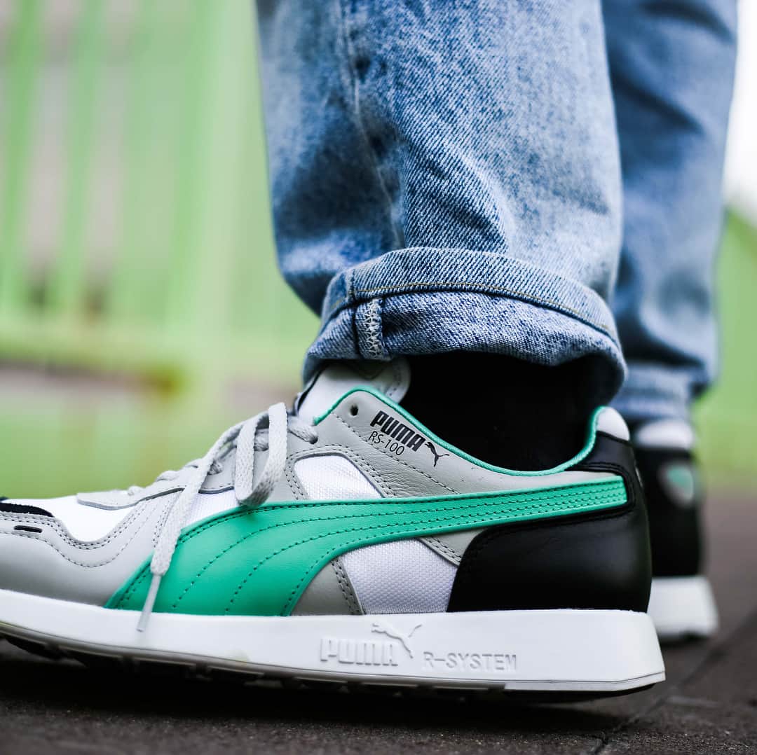 アトモスさんのインスタグラム写真 - (アトモスInstagram)「. 4/14(SAT)WORLD WIDE PRE SALE PUMA RS-100 RE-INVENTION 367913-01 ¥11,000+TAX . #atmostokyo#atmos#sportslabbyatmos#puma#rs100#reinvention#プーマ#アトモス」4月9日 17時46分 - atmos_japan