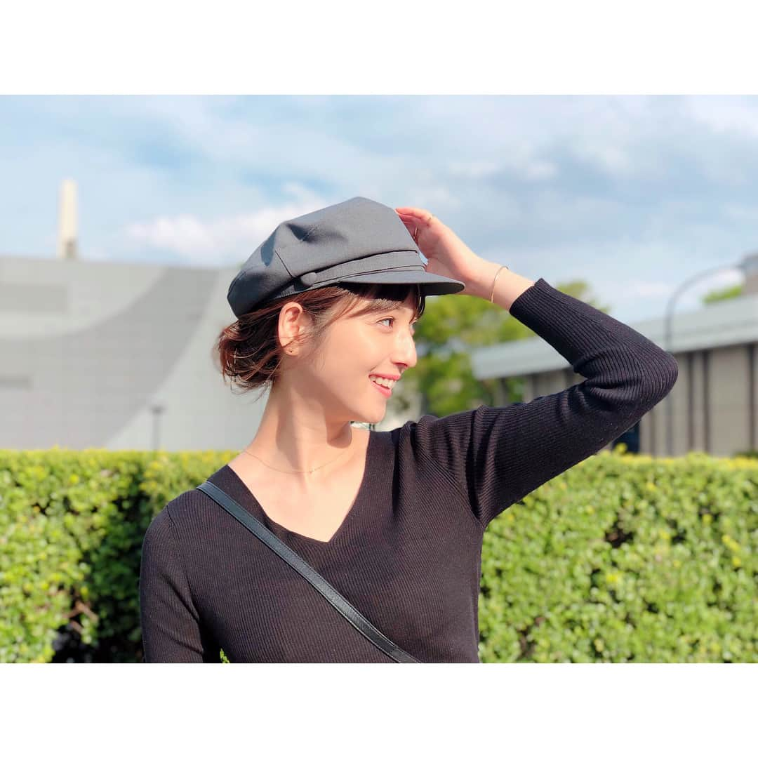 佐々木希さんのインスタグラム写真 - (佐々木希Instagram)「#のぞみの私服 アンティミテで帽子も作りました👒 ベージュとブラックもあります。 ピンクのスカートは完売したみたいで これから注文すると5月上旬の発送になるそうです🌷  tops#UNITEDARROWS skirt#intimite hat#intimite shoes#UNITEDARROWS bag#SaintLaurent pierce#Enasoluna necklace#TIFFANY&Co」4月9日 18時02分 - nozomisasaki_official