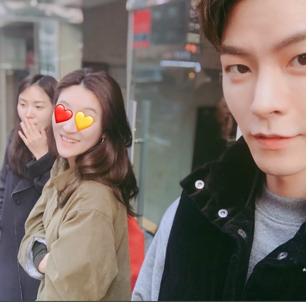 ホン・ジョンヒョンのインスタグラム：「촬영끝~ 밥먹고~ 집에가~ #marieclaire @seajun_kim @yoningyoning @seunga.yoning @lili_939 @cjes.tagram」
