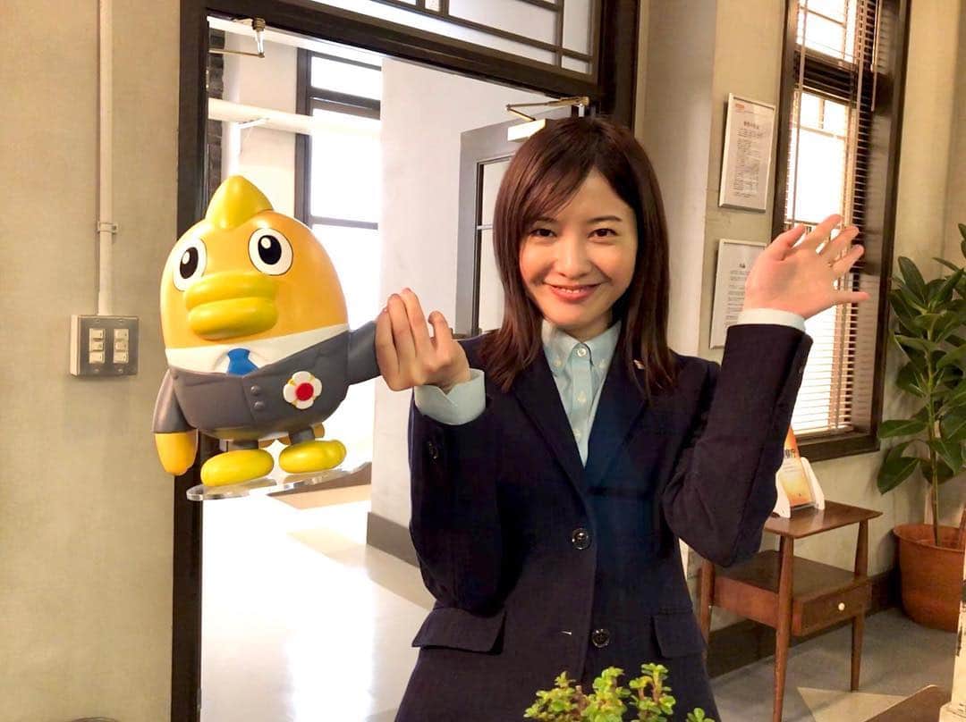 吉高由里子（ファンアカウント）のインスタグラム：「#正義のセ  #吉高由里子」