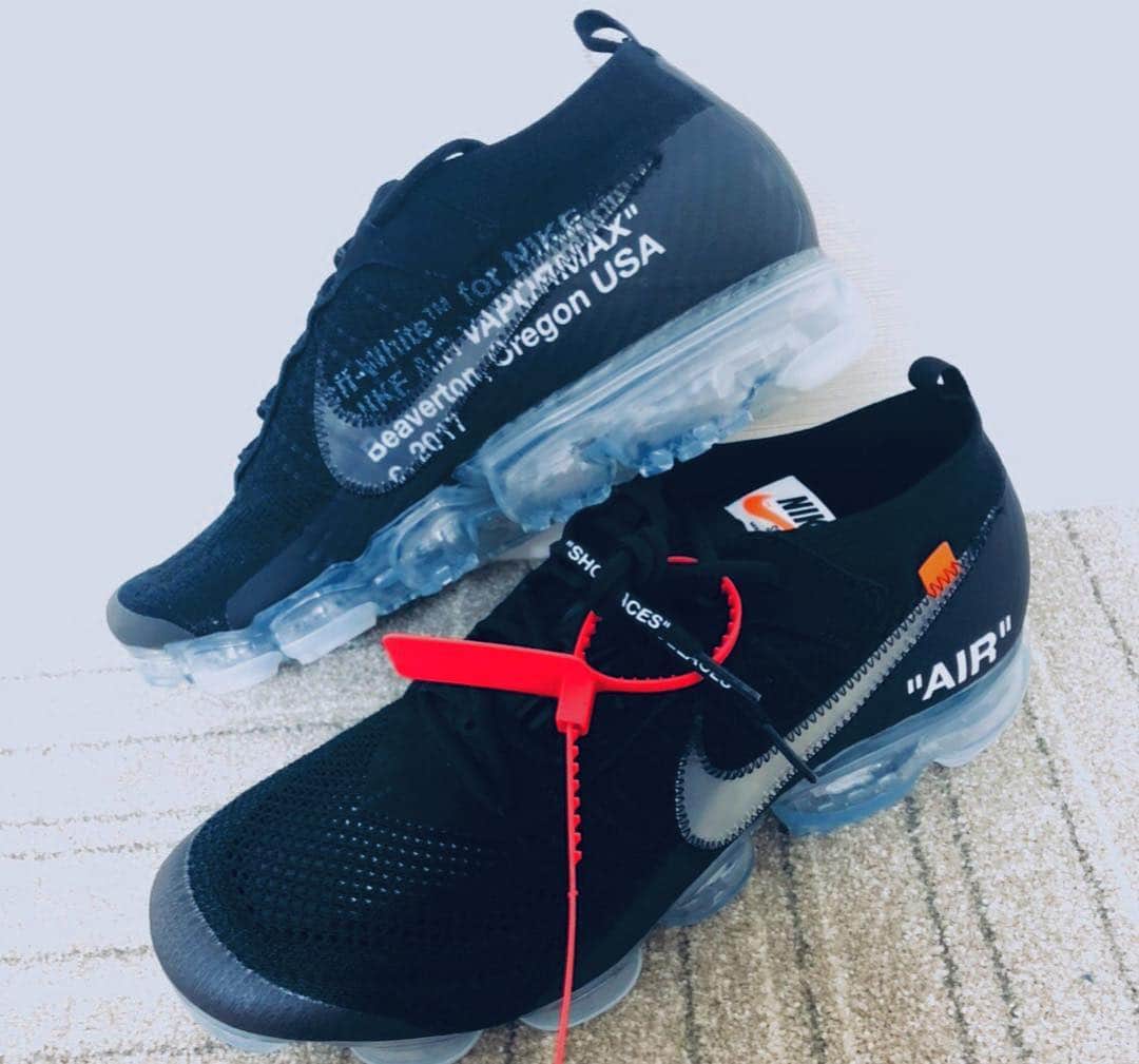 田中大貴のインスタグラム：「OFF-WHITE × NIKE AIR VAPORMAX BLACK/TOTAL CRIMSON-CLEAR  #nike #offwhite」