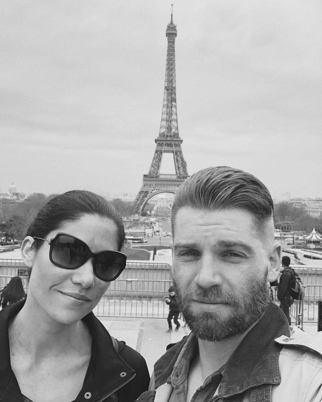 マイク・ヴォーゲルのインスタグラム：「‪The obligatory photo..... The rain only enhances the beauty of Paris.  Of course, my first stop had to be Musée de L’Armée...... show me the things that go 💥 ‬」