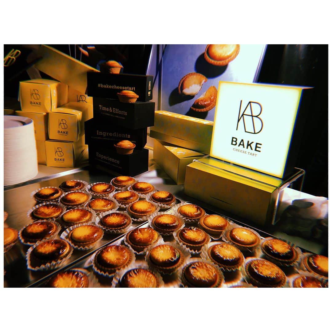 指出瑞貴さんのインスタグラム写真 - (指出瑞貴Instagram)「すきすぎる #BAKE 🧀💕💕 お仕事終わりに楓氏が急遽誘ってくれましたnice🐒 ありがとう😊 楽しかったなあ！ #bakecheesetart  #receptionparty #sweets  #파티 #스위트 #instagood #instagram #인스타그램 #followme #photo #selfie #selca #셀피 #셀카 #친구랑 #베우 #actress #恵比寿 #アクトスクエア #mizukisashide」4月10日 9時18分 - sashidemizuki