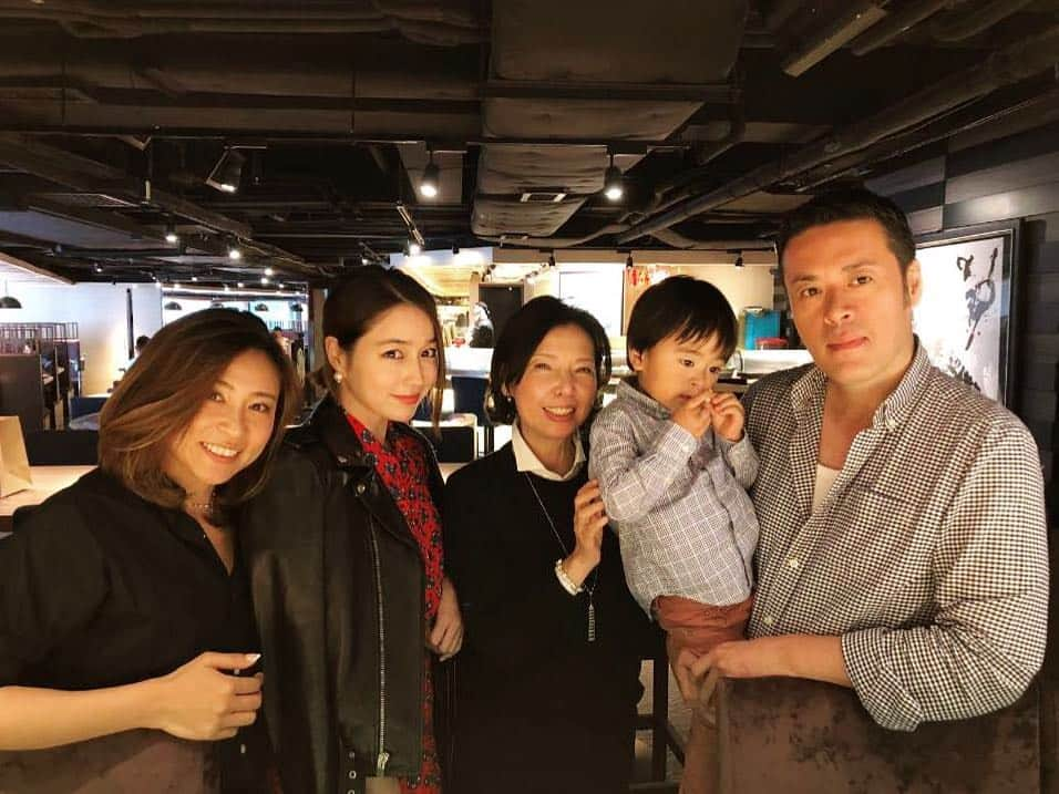 イ・ミンジョンさんのインスタグラム写真 - (イ・ミンジョンInstagram)「Lily and Rikuto family ^^」4月10日 9時34分 - 216jung