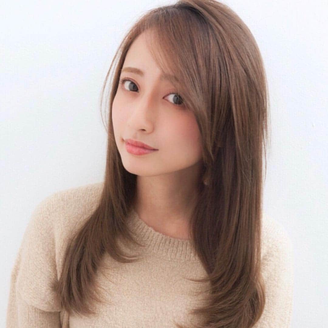 Hairさんのインスタグラム写真 Hairinstagram 美しいストレートヘアをつくるコツは ハンドブローにあり Styling By 南出一輝 Rouland Kazuki Minamide もっとヘアの写真を見たい人はプロフィール画面のリンクをclick ロング ブラウン 流し