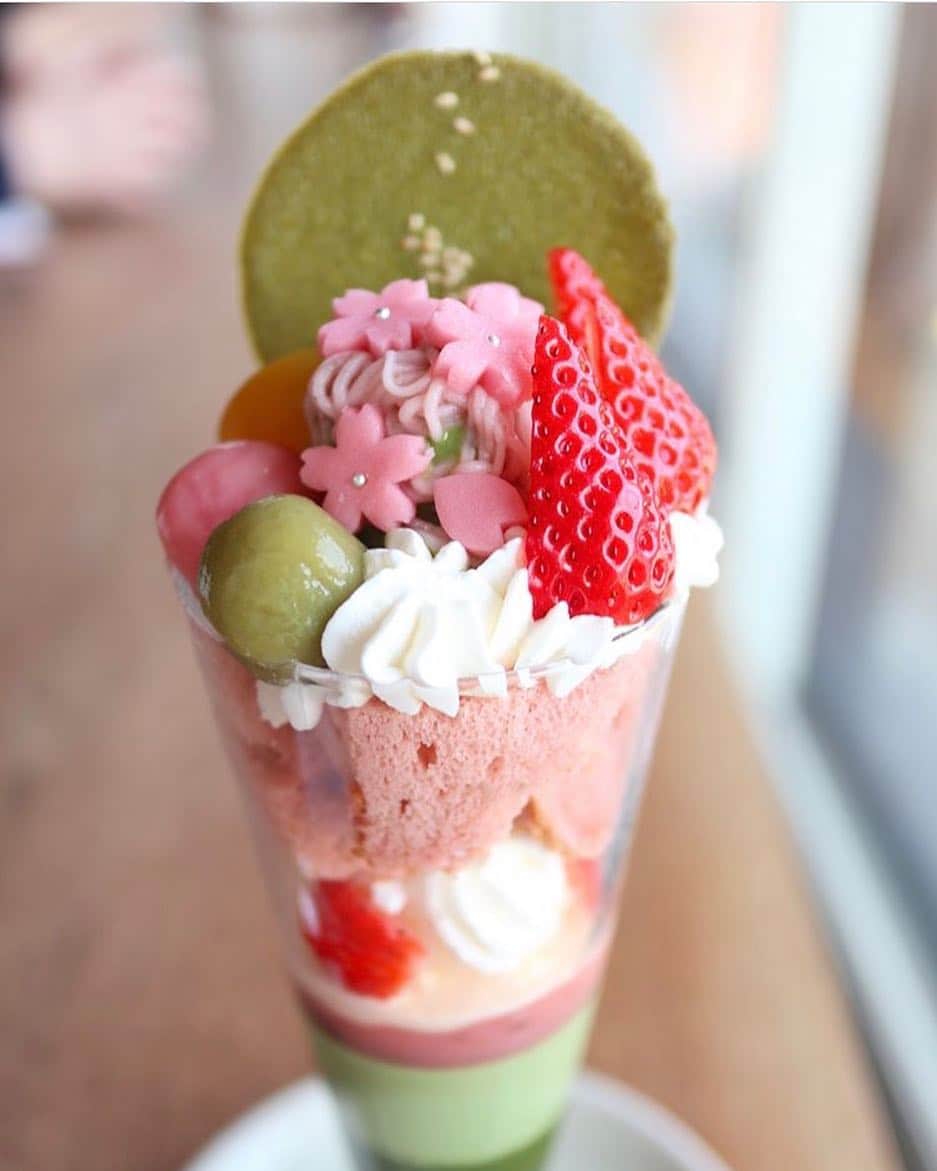 aumoグルメのグルメインスタ