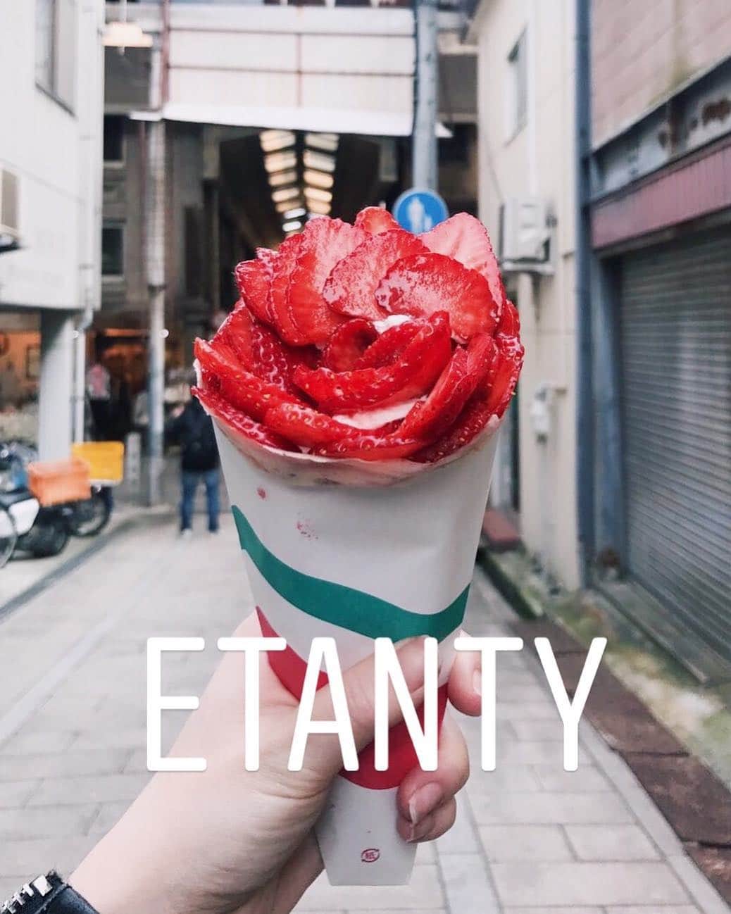 中野真理亜のグルメインスタ