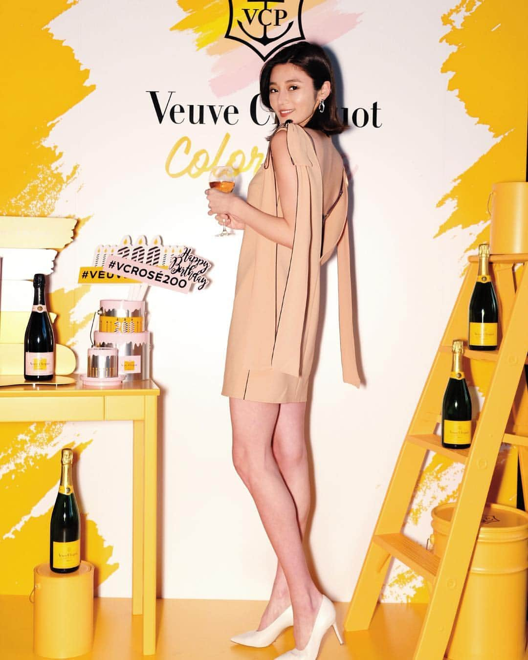 島袋聖南さんのインスタグラム写真 - (島袋聖南Instagram)「Veuve Clicquot Celebrates its 200th Anniversary of Blended Rosé Afternoon Party 🌹🌹🍾」4月10日 19時25分 - seina4444