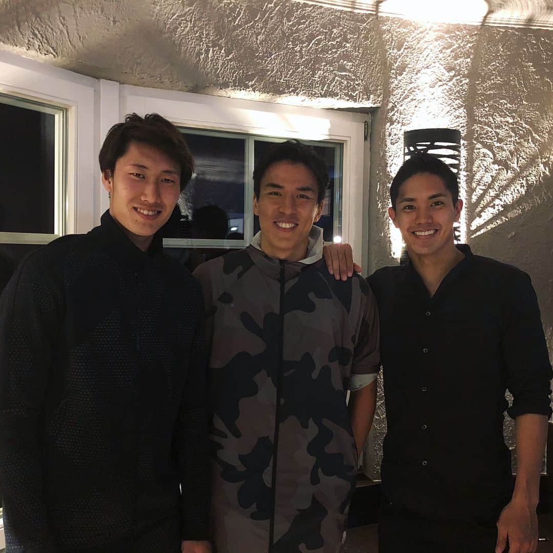 武藤嘉紀のインスタグラム：「Congratulations on your new contract 🎊🎉⚽️ #makotohasebe#長谷部誠 #鎌田大地#長谷部会#いつもご馳走様です🙇」