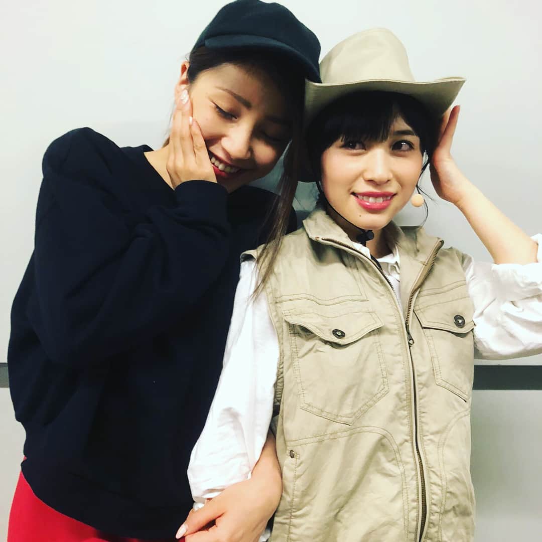 吉川友さんのインスタグラム写真 - (吉川友Instagram)「愛しの @sengoku_minami が出演しているDINOSAFARIゲネプロ観てきました〜!! 恐竜めちゃくちゃ近くて大迫力! 叫びすぎてアドレナリンドバドバよ!明日から始まるみたいなので、みんな絶対に行くべし🦕 #shibuya #hikarie #dinosafari #ディノサファリ #恐竜 #恐竜ライブ #大迫力 #恐竜出没注意 #子供 #大人 #楽しめる #作品です #ゴールデンウィーク #観に行こう #相方 #仙石みなみ #頑張ってました #with #新井愛瞳 #アプガ」4月25日 16時40分 - kikkawayou_official
