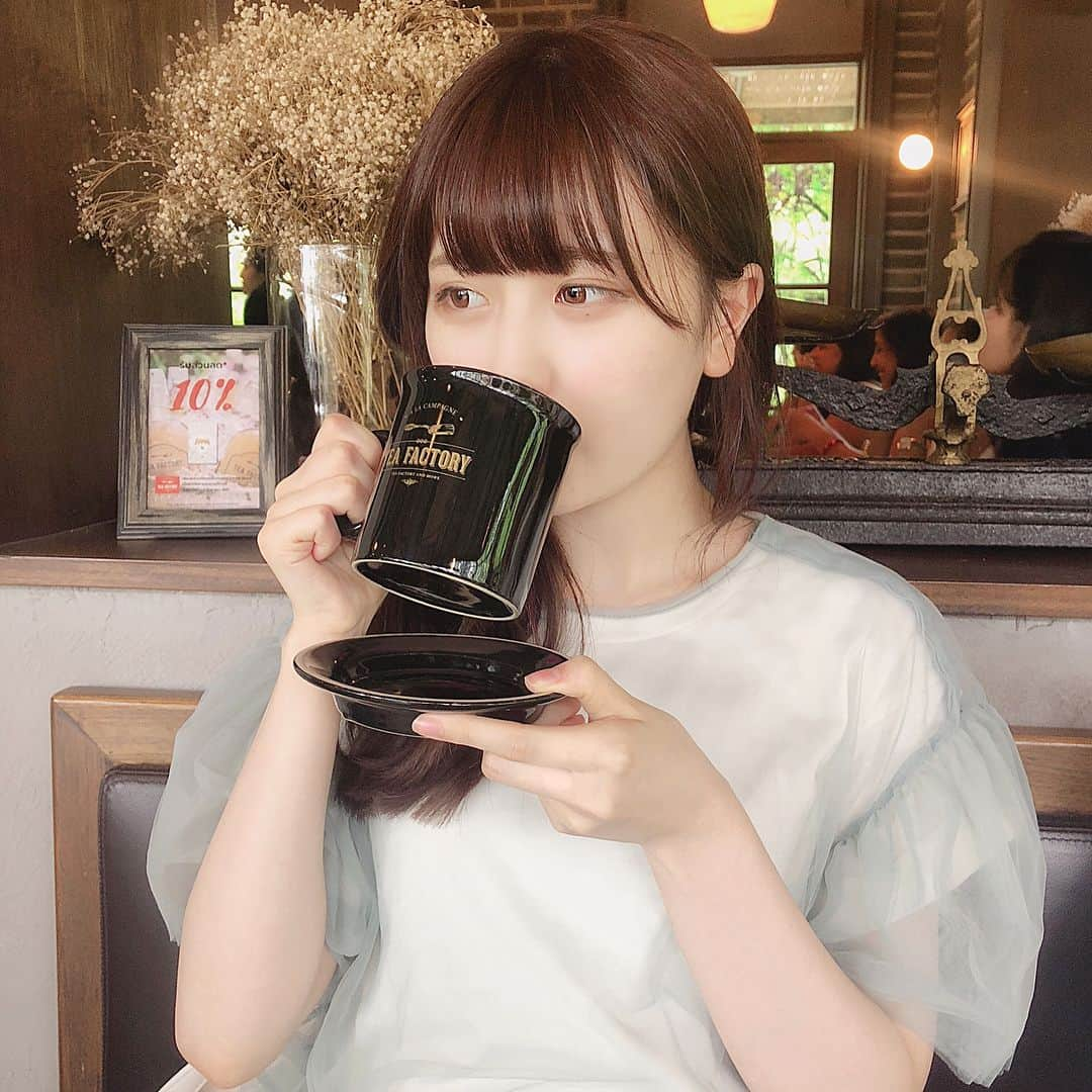 宮内凛さんのインスタグラム写真 - (宮内凛Instagram)「. . #cafe #coffee #coffeetime☕ #thailand #instalike #instagram #instafashion #instapic #instalove #selfie #selca #セルカ #オルチャン #idol #셀카 #셀스타그램 #셀스타 #셀피 #데일리룩 #데일리코디 #오오티디 #오오티디룩 #옷스타그램 #옷스타 #얼스타그램 #얼짱 #얼스타」4月26日 0時06分 - miyauchi_rin