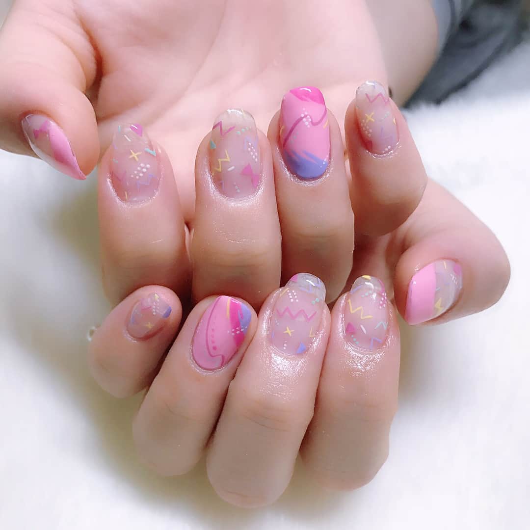 鈴華ゆう子のインスタグラム：「ツアースタートはこんな感じで周るー（´ω`*） #ネイル #なかやまちえこ #80sfashion #80sネイル」