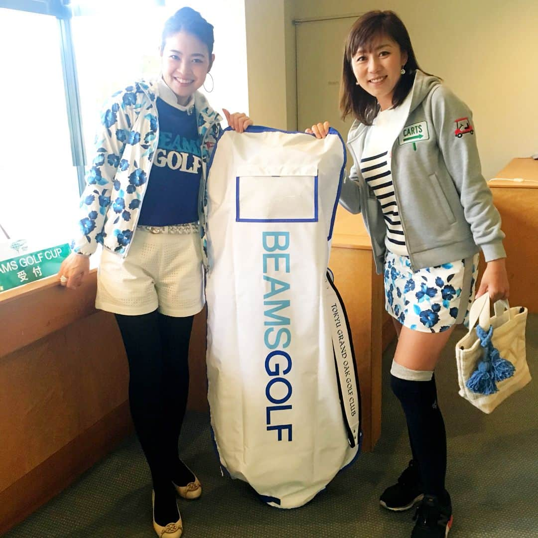 吉田玲奈さんのインスタグラム写真 - (吉田玲奈Instagram)「BEAMS  GOLF CUP⛳️IN 関西😘参加賞はトラベルカバーと、ティーマーカーセット😘⛳️可愛い😍 #beamsgolf #ビームスゴルフ#beamsgolfcup#ゴルフ女子#ゴルフコンペ#ゴルフコンペ参加賞#豪華な商品 #reinagolf」4月11日 8時17分 - reina.yoshida.ciel.1218