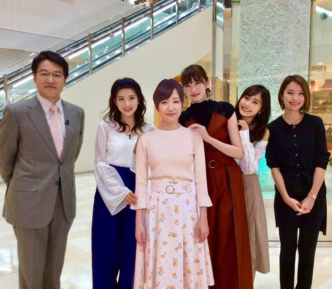 日本テレビ「ヒルナンデス！」さんのインスタグラム写真 - (日本テレビ「ヒルナンデス！」Instagram)「4／12(木)O A「タンスの肥やし復活コーデ」からのオフショット💕今回は滝菜月アナのタンスの肥やしをイマドキコーデに復活！生放送中に1番気に入った復活コーデに着替えて登場します。人気モデル&人気スタイリスト&部の先輩のコーデ、一体どうなる！？(c)日本テレビ #ヒルナンデス #たんすの肥やし復活コーデ #宮田聡子 #佐野ひなこ #小山田早織 #菅谷大介アナ #郡司恭子アナ #滝菜月アナ」4月12日 1時08分 - hirunandesu_ntv_official