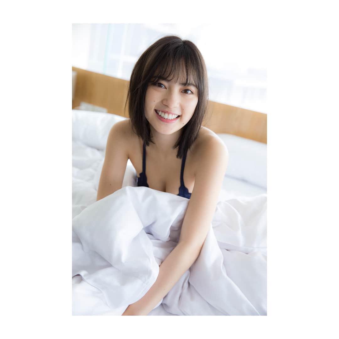 池上紗理依さんのインスタグラム写真 - (池上紗理依Instagram)「おはようございます🌞 本日ヤングジャンプ発売です〜💓 ぜひぜひぜひ見てね✨！ #ヤングジャンプ #グラビア」4月12日 7時14分 - sarii_ikegami