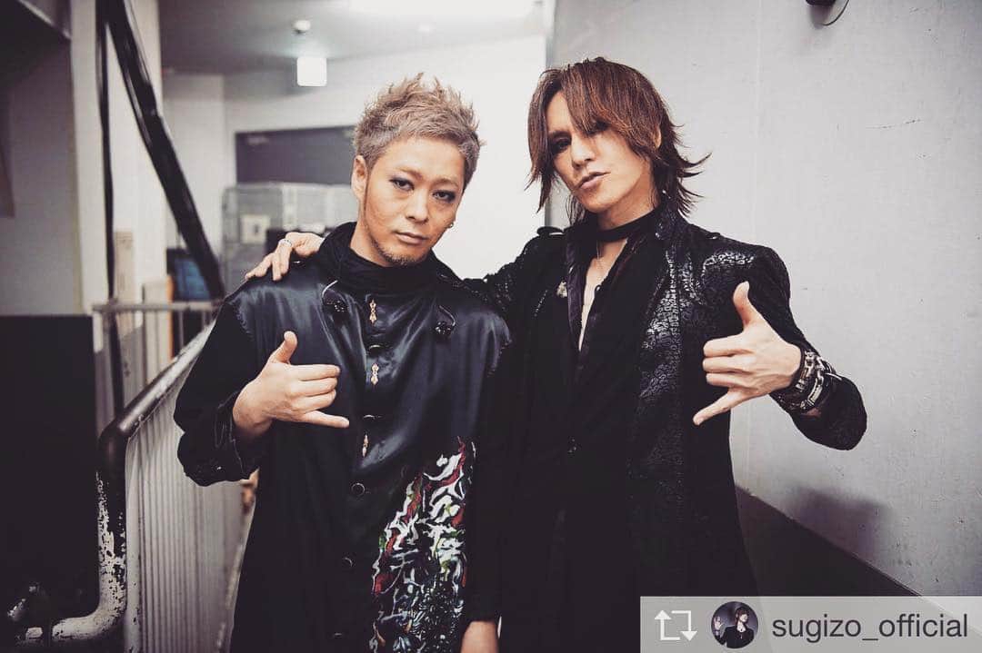 ミヤ さんのインスタグラム写真 - (ミヤ Instagram)「Repost from @sugizo_official  With Miya(MUCC) Photo by Keiko TANABE.」4月13日 14時39分 - miyaguchi