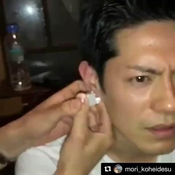 三浦翔平さん大好きのインスタグラム：「私なら怖すぎて人の耳に開けれません😂笑 #三浦翔平 さん#山田親太朗 さん#森公平 さん @shohei.63  @shintaro.y  @mori_koheidesu  #Repost @mori_koheidesu with @get_repost ・・・ 昨日は友達が集まってくれて誕生日お祝いしてくれました！ 何故か山田氏がピアッサー持っていて30歳の記念でピアスを開ける事となり、三浦氏にお願いしました。 誕生日のメッセージくれた方々ありがとうございます。30歳なった森もよろしくお願い致します。  #誕生日 #30歳でピアスあける #仲間 #思い出に残る誕生日」