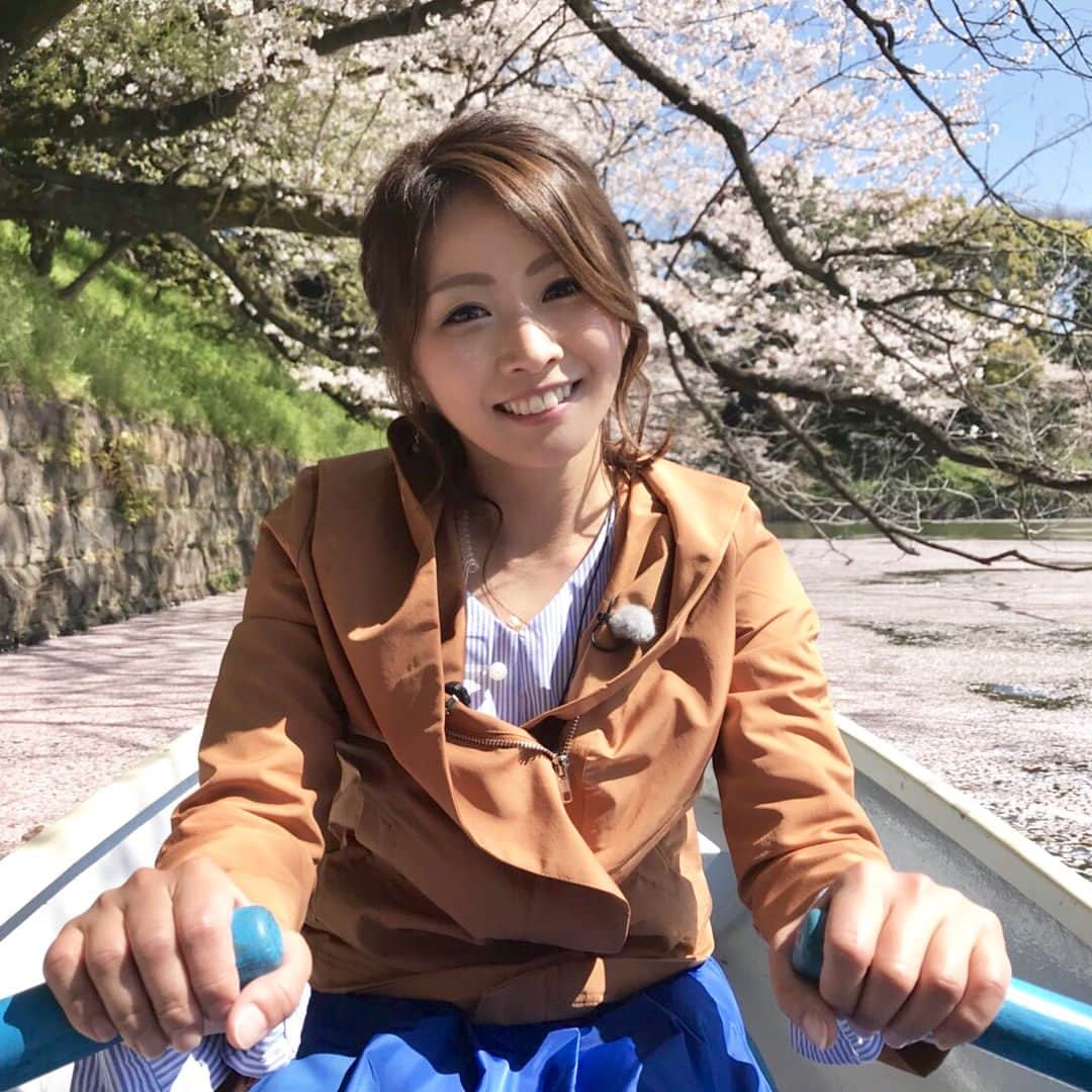 楪望さんのインスタグラム写真 - (楪望Instagram)「心潤わせてくれた、桜たち🌸 * また来年、会えますように…☺️ * #千鳥ヶ淵 #🌸 #cherryblossom #ソメイヨシノ #spring #花筏 #ボート」4月14日 17時43分 - nozomi_yuzuriha_official