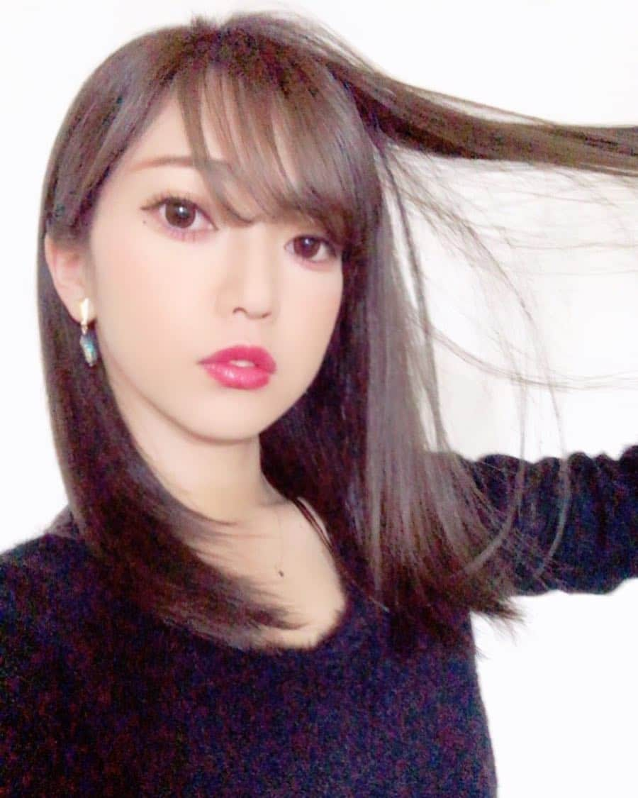 ブリリアントヘアー?フリーサロンSのインスタグラム