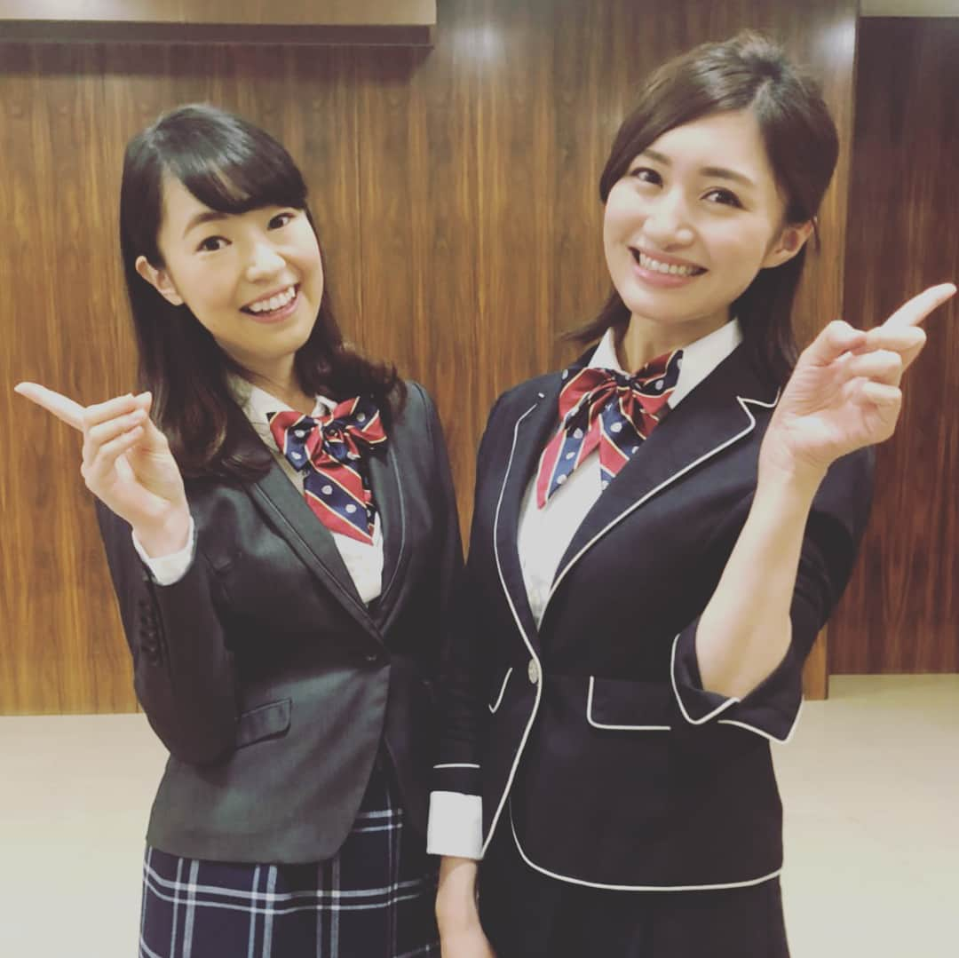 山口真奈さんのインスタグラム写真 - (山口真奈Instagram)「同期アナウンサー真奈奈菜コンビで制服風番宣撮りました！笑  火曜ドラマ『花のち晴れ～花男 Next Season～』放送に先立ち、『花より男子』をMBCテレビで週末一挙放送中です！！ YouTubeにはウェブ限定の番宣動画もアップしていますので、そちらもどうぞご覧ください(*^^*) ☆☆☆☆☆☆☆☆☆☆☆☆☆☆☆☆☆☆☆☆☆☆☆☆☆ #鹿児島 #テレビ #mbcテレビ #ドラマ #制服 #制服風 #コスプレ #同期 #アナウンサー #同期コンビ #真奈奈菜 #花男 #動画 #見てね #目指せ #YouTuber ？#YouTube」4月14日 10時18分 - manayamaguchi0417