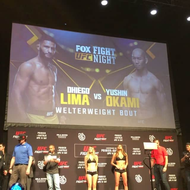 福田力のインスタグラム：「#ufconfox29 に出場する #岡見勇信 さんのセコンドを務める為、アメリカに来てます❗️ UFCでは初となるウエルター級戦。 身体もバキバキに作り込まれ、気合いも十二分に感じる前日計量でした。  明日は岡見さんのサポートを全力で頑張りたいと思います❗️ 日本からも #ufcファイトパス で観戦できるので、応援宜しくお願いします。 必勝‼️」