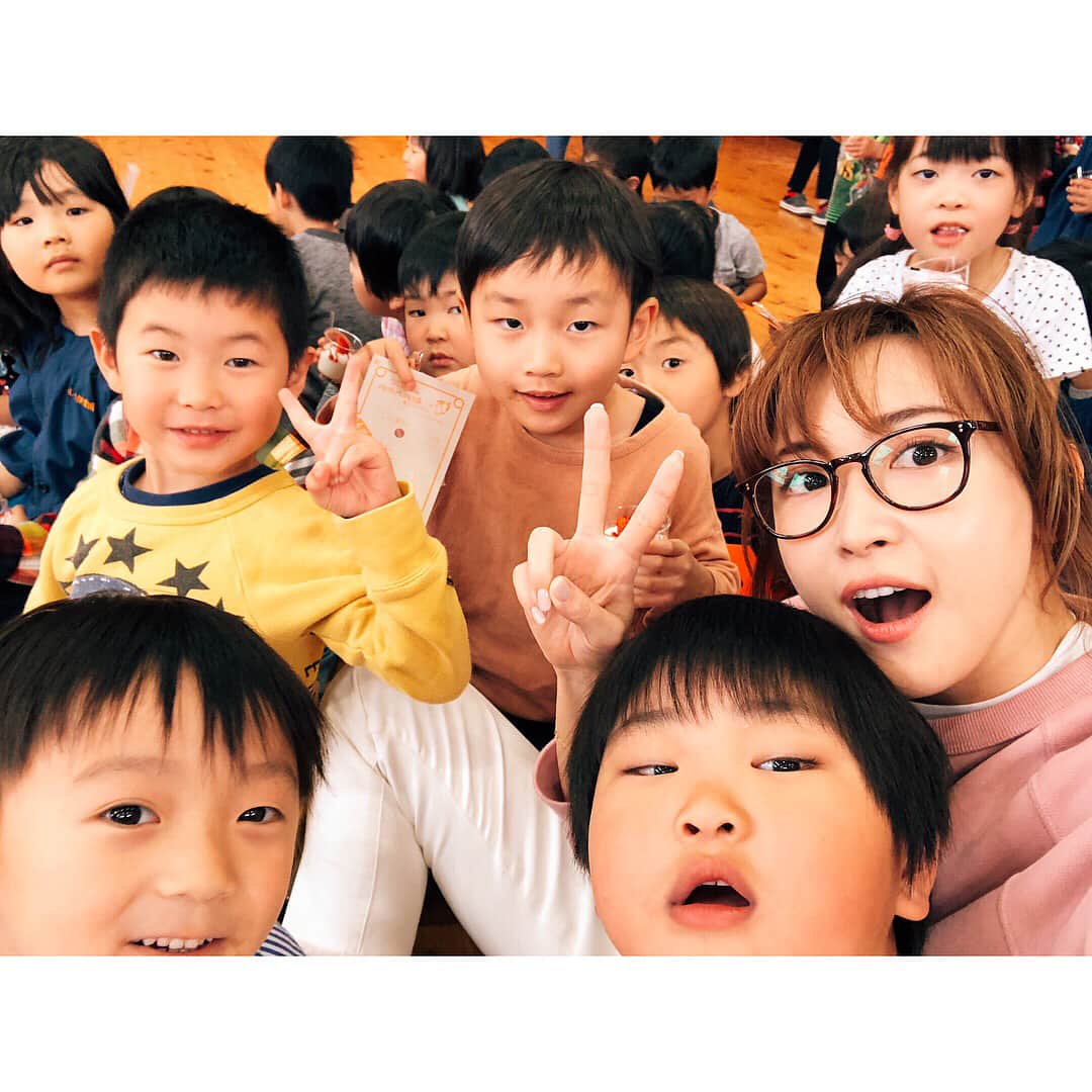紗栄子さんのインスタグラム写真 - (紗栄子Instagram)「この日はちょうど入園式で、ピカピカの入園児が「今日は泣かなかったのー！」と嬉しい報告をしてくれました✨✨✨✨ #熊本地震 #熊本 #大分 #prayforkyushu #西原保育園」4月14日 15時46分 - saekoofficial
