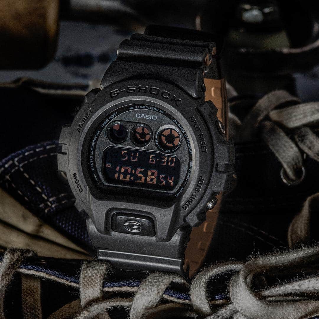 G-SHOCKさんのインスタグラム写真 - (G-SHOCKInstagram)「It’s about tradition. The latest contribution to a classic is here. (🔎: #DW6900LU) 📷: @monsterchildren #gshockstagram」4月14日 23時14分 - gshock_us