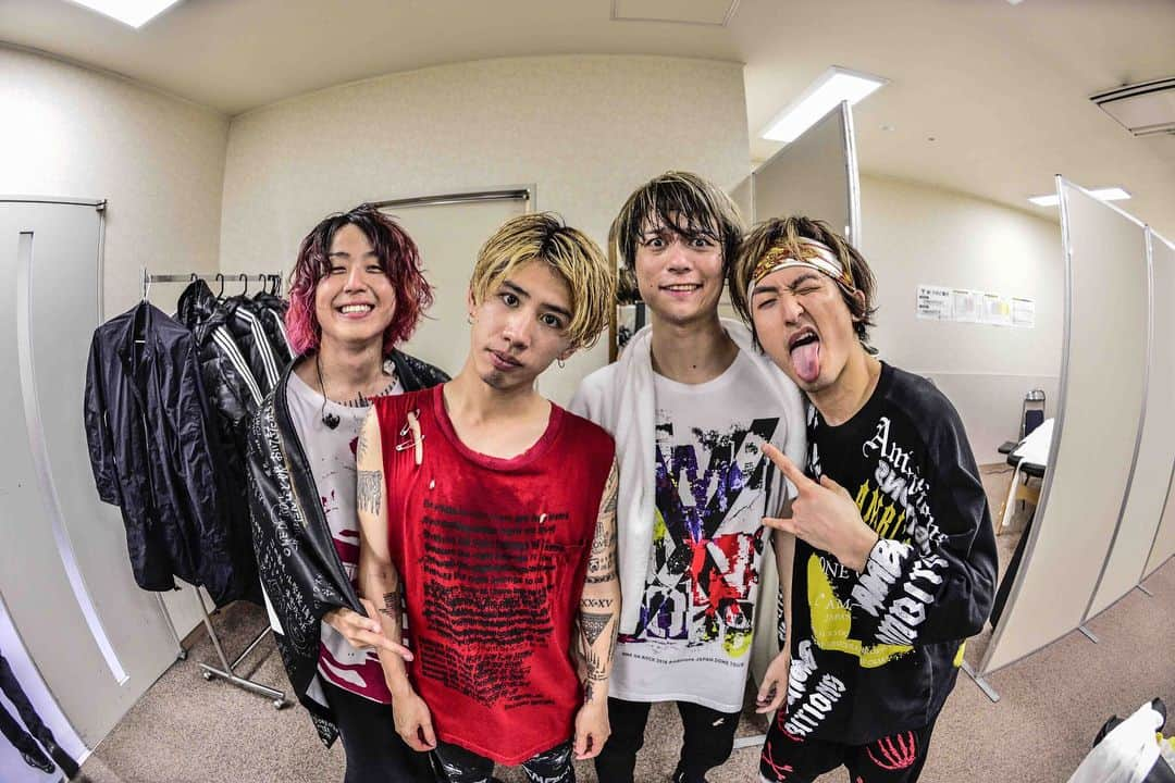 Ryota さんのインスタグラム写真 - (Ryota Instagram)「名古屋1日目ありがとう！！！ 楽しすぎた！！ 最高の空間を作ってくれたみんなに感謝😊🤘 明日も宜しくね〜！ Photo by @ruihashimoto」4月15日 1時12分 - ryota_0809