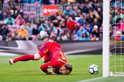 マルク＝アンドレ・テア・シュテーゲンのインスタグラム：「ouch...」