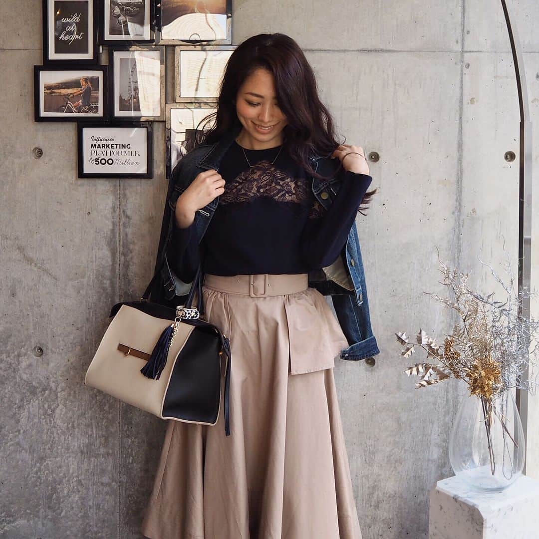 のインスタグラム：「. 展示会でオーダーした @dannyanne_official のスカートは3wayで着れます👗 トレンチコートっぽいディテールでかわいい…😍 . #ayumi_y_ootd にコーディネート投稿をまとめています✍️ . . #ootd #outfit #fashion #coordinate #carven #celine #dannyandanne #StellaMcCartney #ファッション #コーディネート #コーデ #今日のコーデ #今日の服 #カルヴェン #ダニーアンドアン #ダニアン #セリーヌ #ステラマッカートニー #エリスシューズ #153cmコーデ @tagpic_ootd」