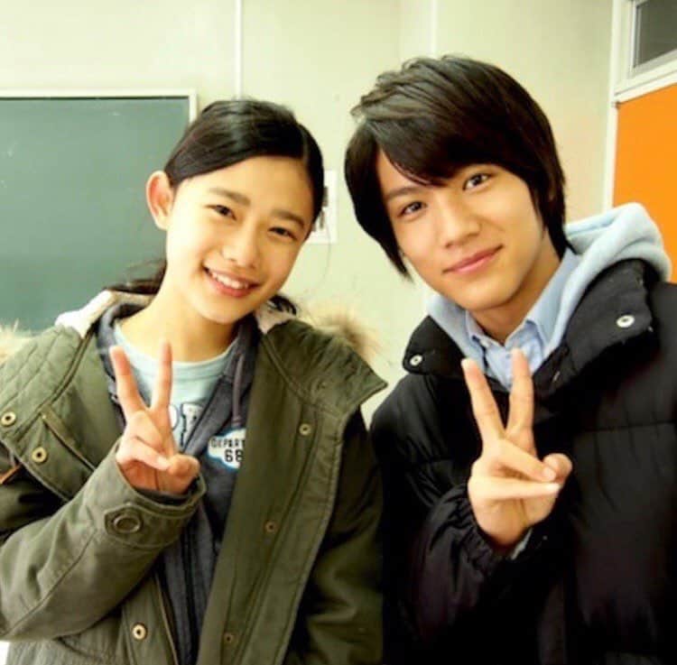 TBS「花のち晴れ〜花男 Next Season〜」のインスタグラム：「小さい頃から仲良しで、 いいなずけの私と天馬くん。 、、じゃなくて、 あれ？これは誰？？？😳 #音グラム #花晴れ」
