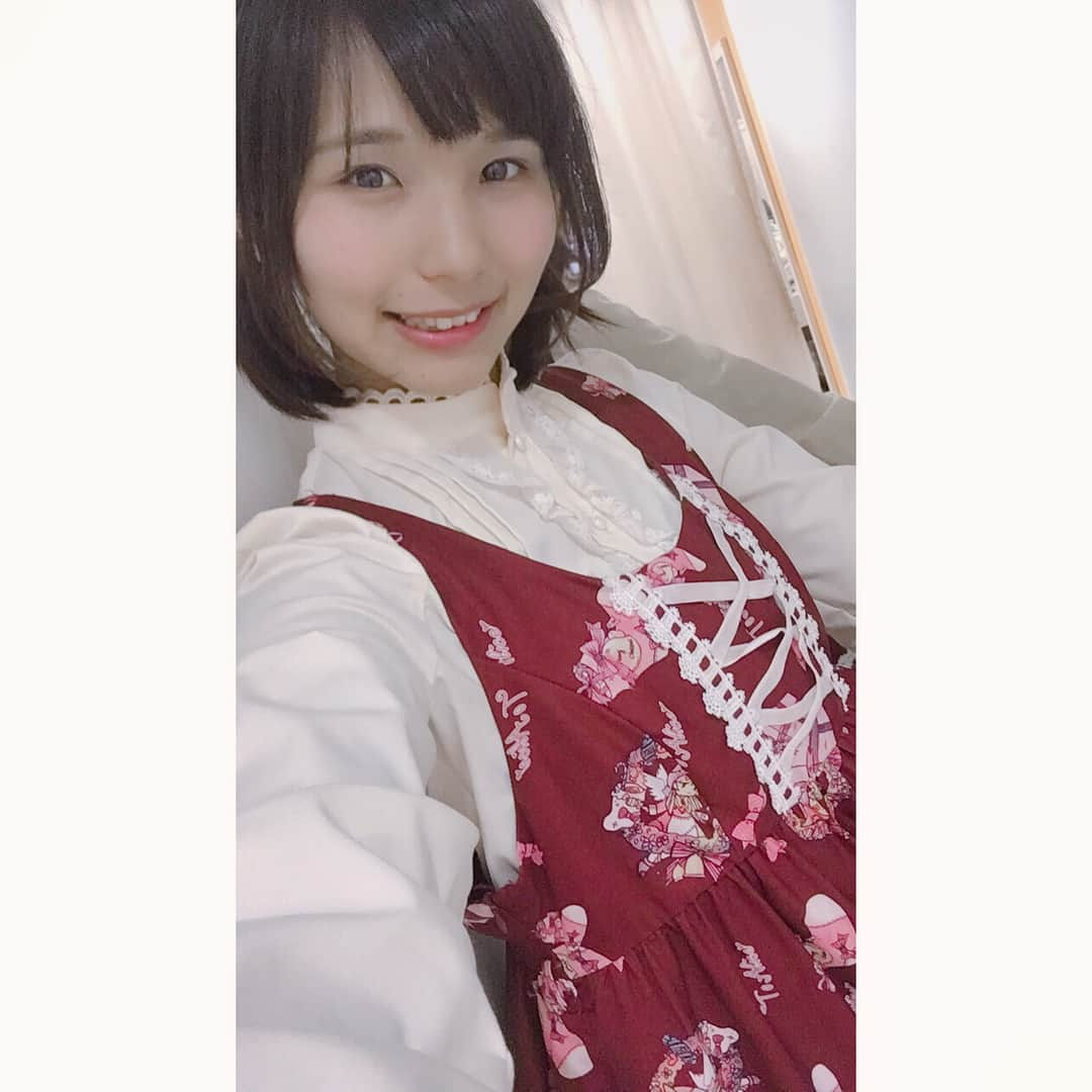 森實りこさんのインスタグラム写真 - (森實りこInstagram)「: #りこおねーさん6変化  4月14日フレッシュフォトセッションの衣装まとめ☺︎ 土曜日はやっぱりカメラマンさんが多くて楽しい！たくさん撮っていただきありがとうございましたm(_ _*)m 次は4/18のセッションと4/28の屋外大撮影会！ 5月の撮影会予定はまたお知らせします。 . ていうか撮影会出ると一気に写真が増えるね。1日1枚upじゃ追いつかない、、、 . #フレッシュ撮影会#フレッシュフォトセッション#fresh撮影会 #撮影会#撮影会モデル#インフルエンサー#自撮り#selfie#自撮りこ#被写体#制服#メガネ#眼鏡#眼鏡女子#メガネ女子#ルーズソックス#セーラー服#コスプレ#メイド#メイド服#cosplay#cosplayer#ootd#彼シャツ#ロリータ#ワンピース#mywork . 4/18と28はお待ちしております📷 . #25過ぎても制服が着たい #セーラー服推進委員会委員長 .」4月16日 20時13分 - ricozane