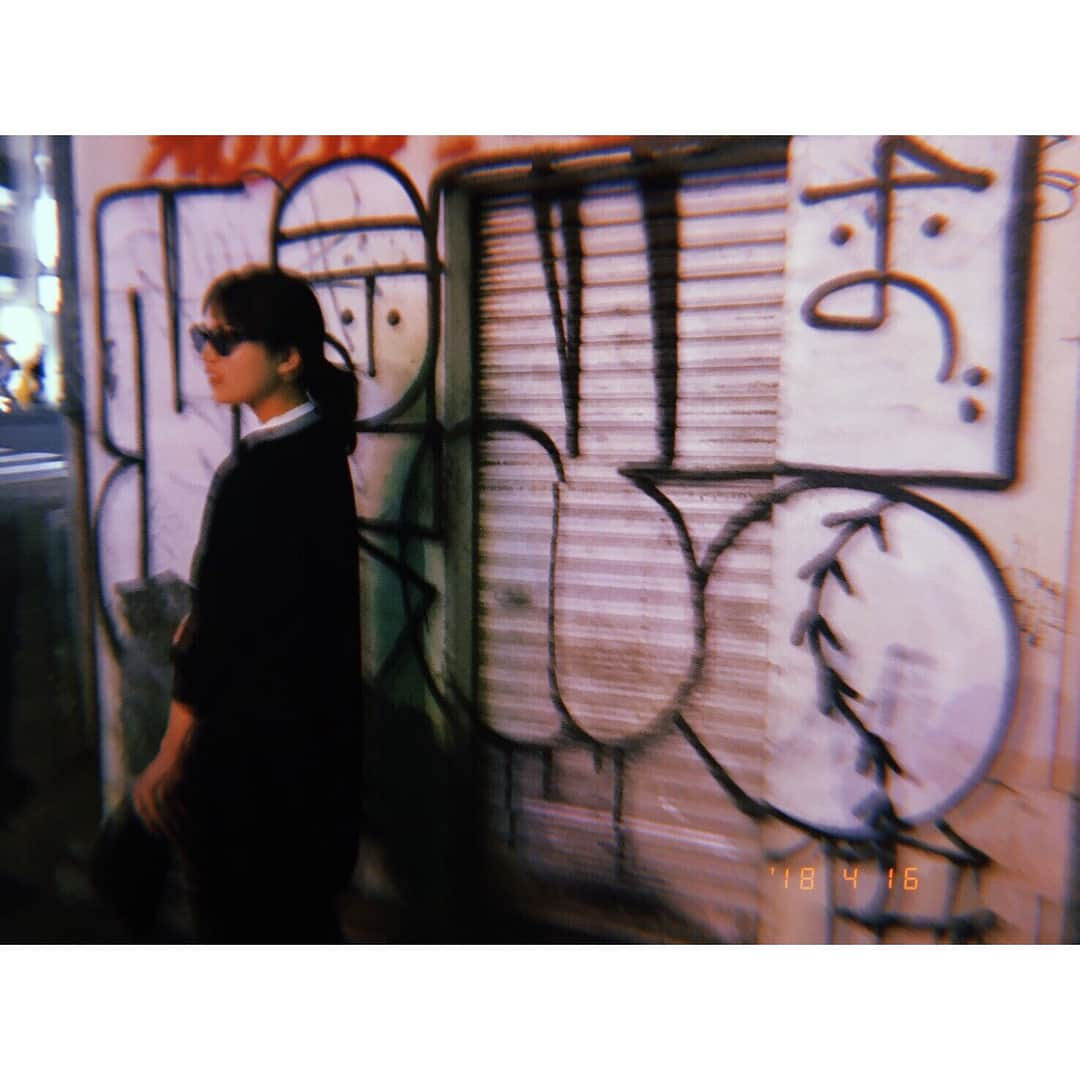 川口春奈さんのインスタグラム写真 - (川口春奈Instagram)「今度インスタライブとかやっちゃおうかな。やった場合みんな見てくれる？何喋ればいい？👀」4月16日 20時51分 - haruna_kawaguchi_official