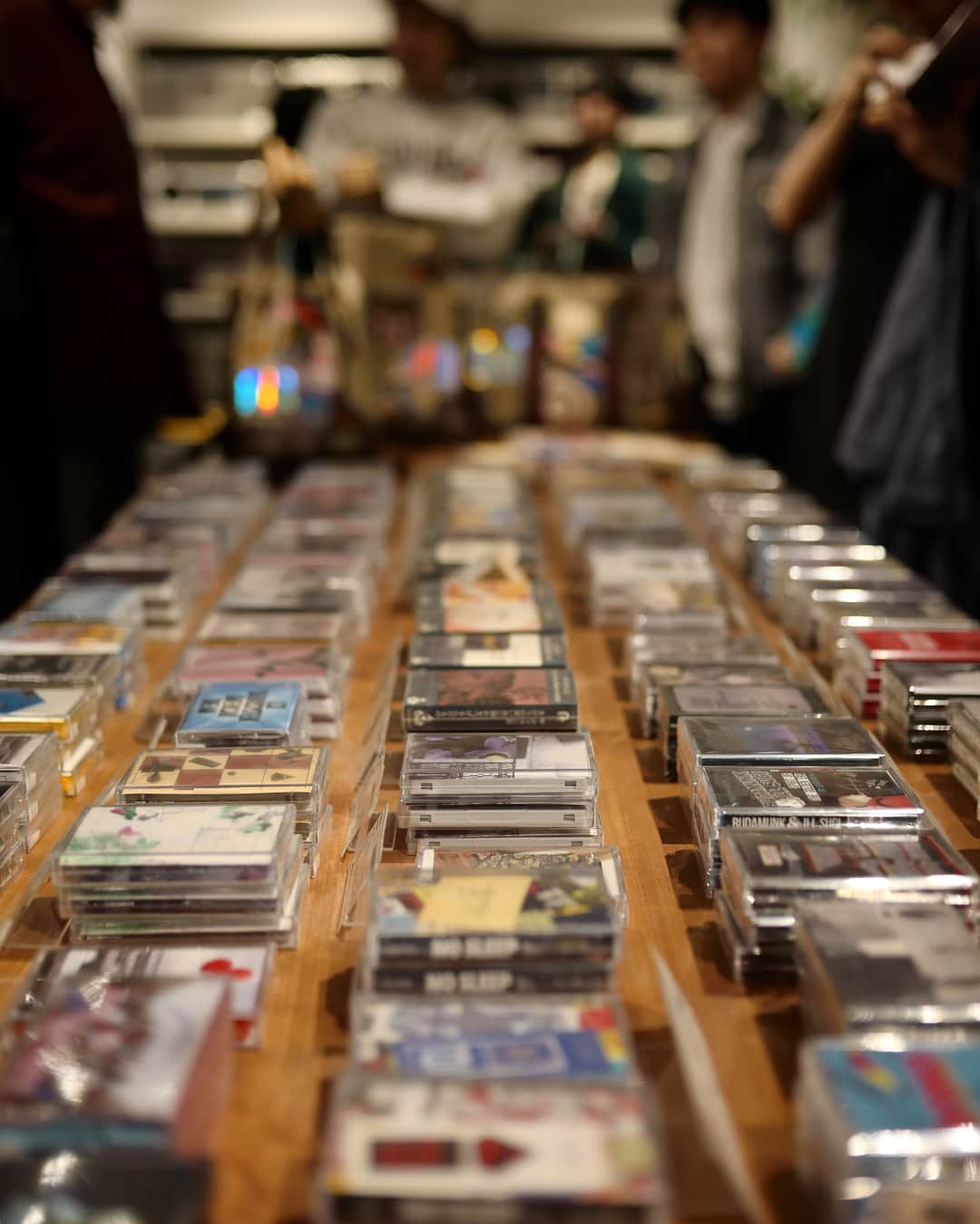 石川涼さんのインスタグラム写真 - (石川涼Instagram)「Waltz × GUCCI とてもいいお店でした。カセットテープを買いにまた空いてる時、ゆっくり行きたいと思います。  #Waltz#GUCCI」4月17日 15時40分 - vanquishceo