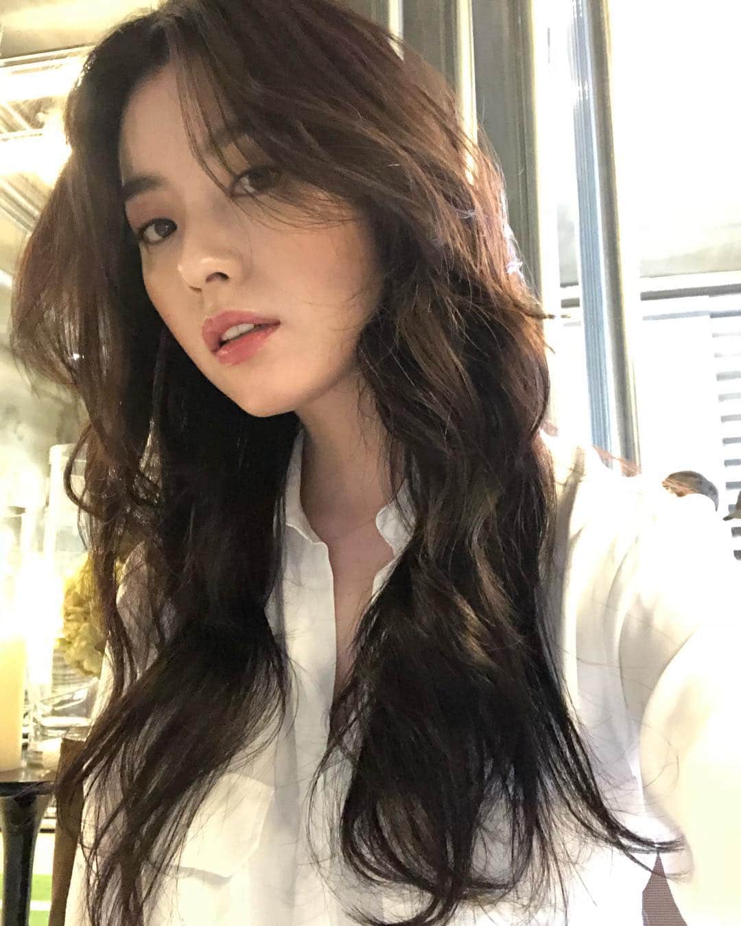 ハン・ヒョジュさんのインスタグラム写真 - (ハン・ヒョジュInstagram)「🙂」4月17日 18時27分 - hanhyojoo222
