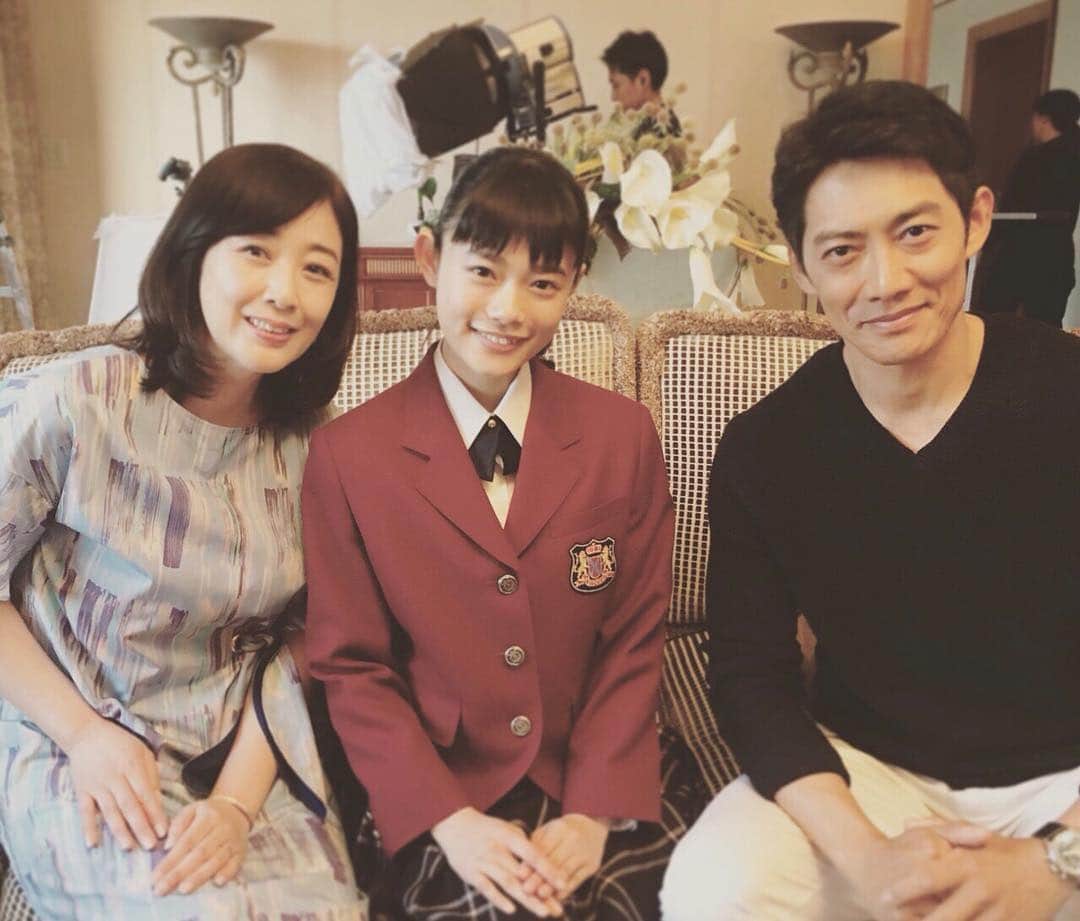 TBS「花のち晴れ〜花男 Next Season〜」のインスタグラム：「懐かしい家族写真👨‍👩‍👧 お父さんは今ごろ、インド洋あたり。。か。。。 #音グラム #花晴れ」