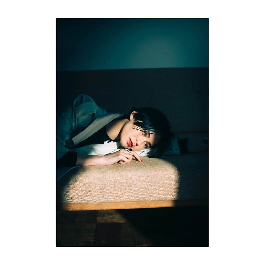三瓶康友のインスタグラム：「Yu Hirukawa, December 1, 2017. いつどこで何を撮ったか、 たいてい覚えている。 I remember what, when and where I shot. #yuhirukawa #比留川游」