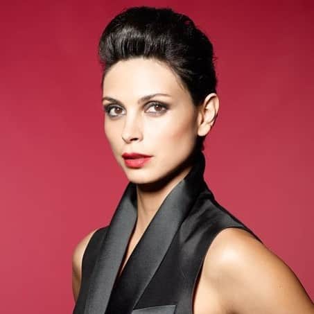 のインスタグラム：「gorgeous beauty ❤️ Follow @baccarin.morena (me) for more! @morenabaccarin #morenabaccarin #leethompkins #gotham #vanessacarlysle #copycat #deadpool #batman #lesliethompkins #brunette #actress #model #beautiful #gorgeous #stunning #marvel #dc #photography #photoshoot #firefly #inaraserra」