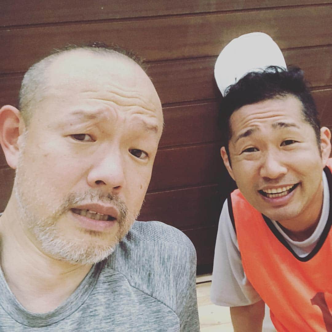 たいせいさんのインスタグラム写真 - (たいせいInstagram)「バスケット初心者の五郎くんと48ちゃい頑張るアタシ💪」4月19日 11時25分 - taitaman