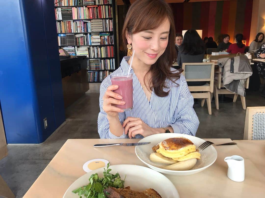 ホットペッパーグルメ公式アカウントのインスタグラム：「お子様が小さい時からいくお店を投稿してくれたのは4歳のお子様のママであり読者モデルでもある大谷朋子（@tomoko_ohtani）さん♪ お子様が小さい時きていると成長も見れて温かい気持ちになれそうですね＾＾ photo by @tomoko_ohtani #ホットペッパーグルメ」