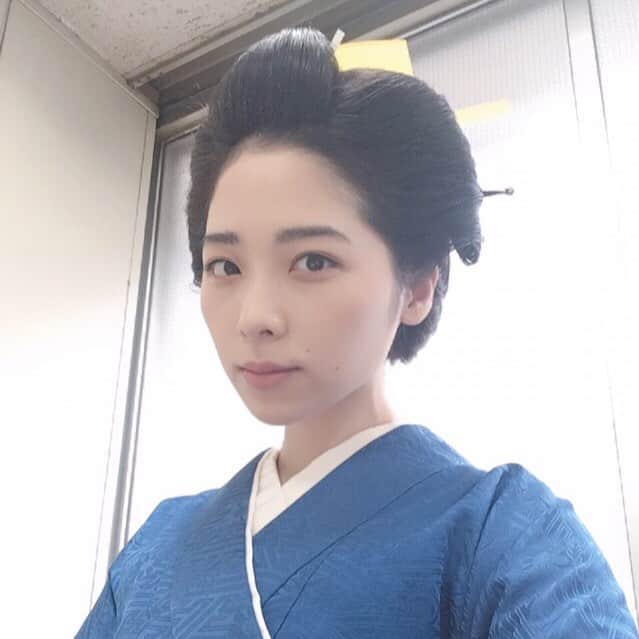 久保陽香さんのインスタグラム写真 - (久保陽香Instagram)「日本髪は半分地毛で後ろはカポッとカツラ。 #日本髪」4月20日 0時10分 - kubo_haru