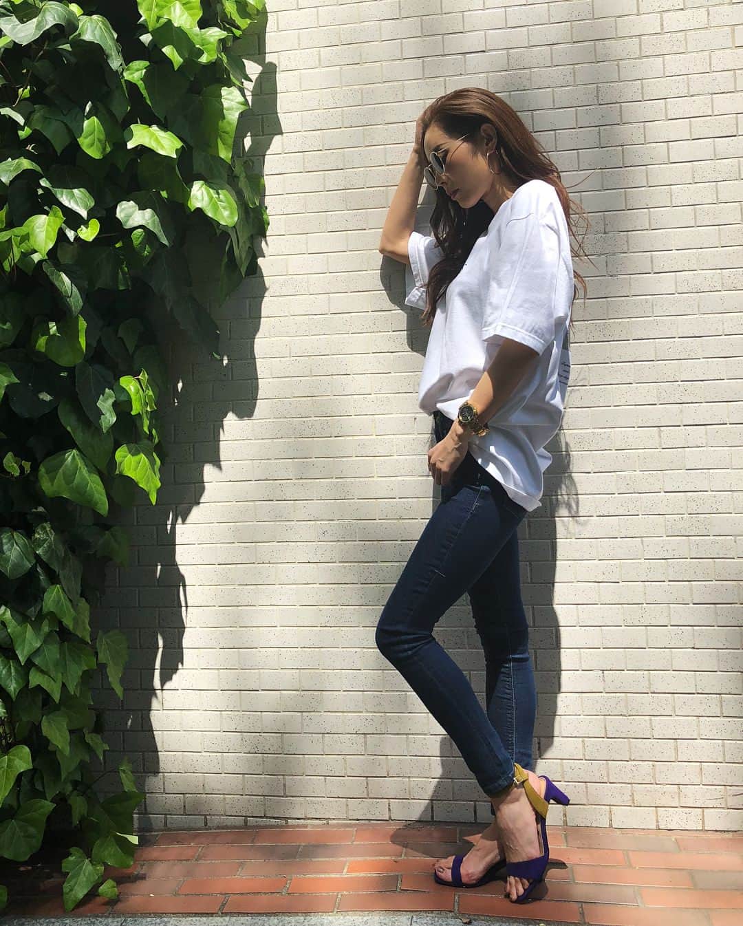 muramiさんのインスタグラム写真 - (muramiInstagram)「大大大人気で完売してしまっていたメンズTシャツの再入荷の日程がようやく決まりましたっ！！✨ ・ ・ ✔︎4/23(月)pm19:00〜START ・ ・ 再入荷リクエストをDMでたっくさん頂いていたので、お待たせしてしまってごめんなさい🙇‍♀️💦 ゴールデンウィークには間に合うので、是非これを着て遊びに行きましょ😉💕 #MIELIINVARIANT #FEMINISTS #MENS #FEMINISTS_MIELI」4月20日 0時24分 - murami_716