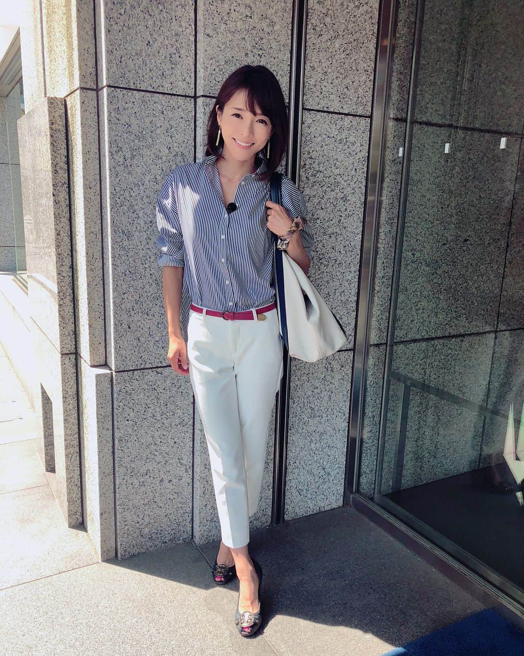 釈由美子さんのインスタグラム写真 - (釈由美子Instagram)「いざ出発！ ロケ行ってきまーす✨😊」4月20日 10時21分 - yumikoshaku