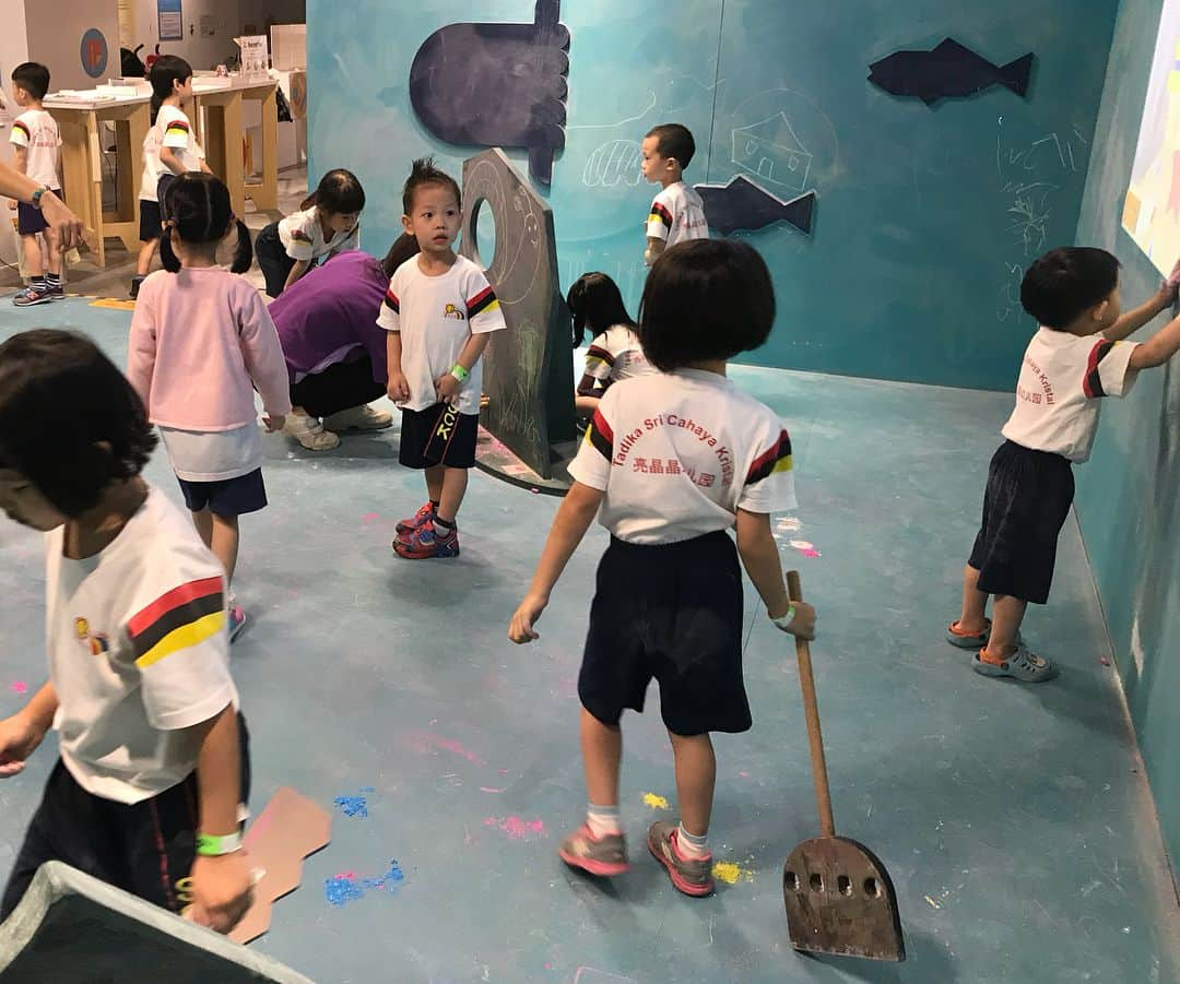 CUBE_1 Kuala Lumpurさんのインスタグラム写真 - (CUBE_1 Kuala LumpurInstagram)「3 Days Left, Same Time, Same Place, See You On Tomorrow !! Only left few days, It’s Never Too Late to bring your children play and learn experince over @cube1kl before the event day end … DATE 🗓: 25th Feb 2018 (Sunday) - 22nd April 2018 (Sunday) TIME 🕙: 11:00AM to 9:00PM VENUE & TICKET OFFICE 📍: 3F THE CUBE/ CUBE_1 … #cube1kl #toyboxofjapan #schooltrip」4月20日 17時51分 - cube1kl