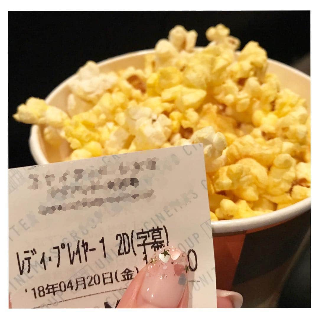 永島優美さんのインスタグラム写真 - (永島優美Instagram)「* 今日は仕事終わりに スピルバーグ監督の最新作「レディー・プレイヤー1」を観てきました🎬 * とにかくスリル満点！ 約2時間20分、あっという間でした。 色々なキャラクターが出てくるのも楽しいです♫ * * このポップコーンは一人で完食してしまいました😂🍿 * #readyplayerone #1人映画 #バター醤油味 #止まりません #至福の金曜日 #今週もお疲れ様でした♪」4月20日 21時15分 - yuumi_nagashima