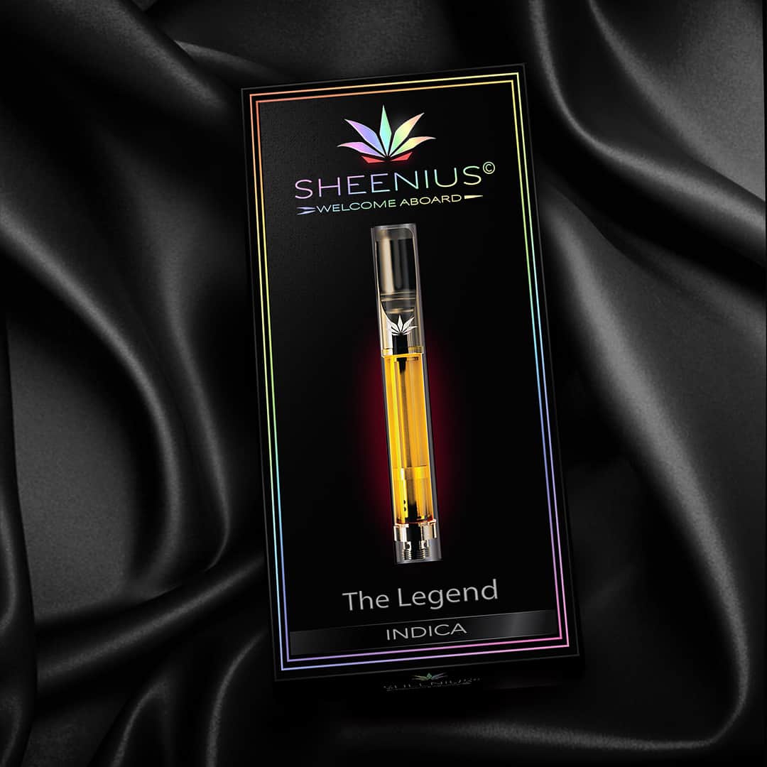 チャーリー・シーンさんのインスタグラム写真 - (チャーリー・シーンInstagram)「the time is near, the place is everywhere, the rumors are all true!  life’s missing  ingredient has arrived!  SHEENIUS© official THC vape line!  the name says it all.  welcome aboard.  @sheeniusbrand  #TheLegend @potcoin」4月21日 2時15分 - charliesheen